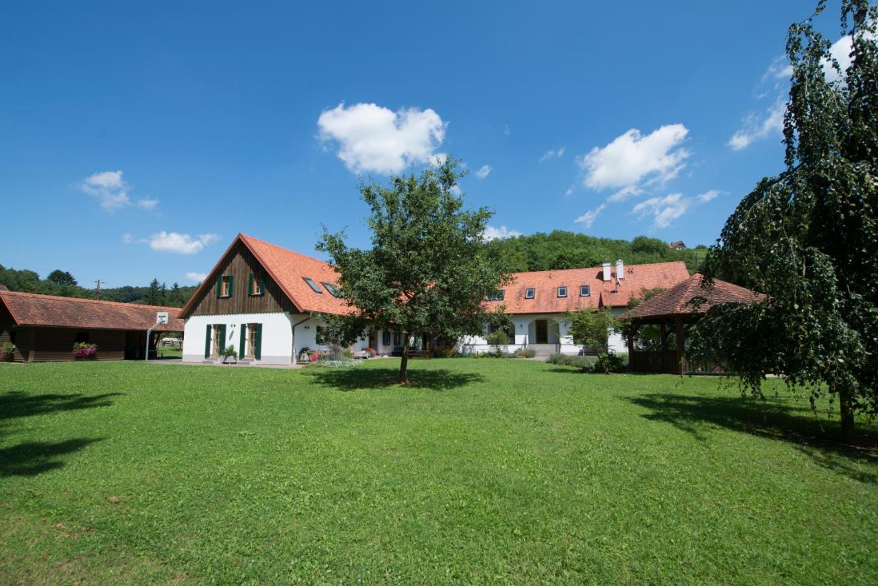 Villa Kürbishof Gartner Fehring Exterior foto